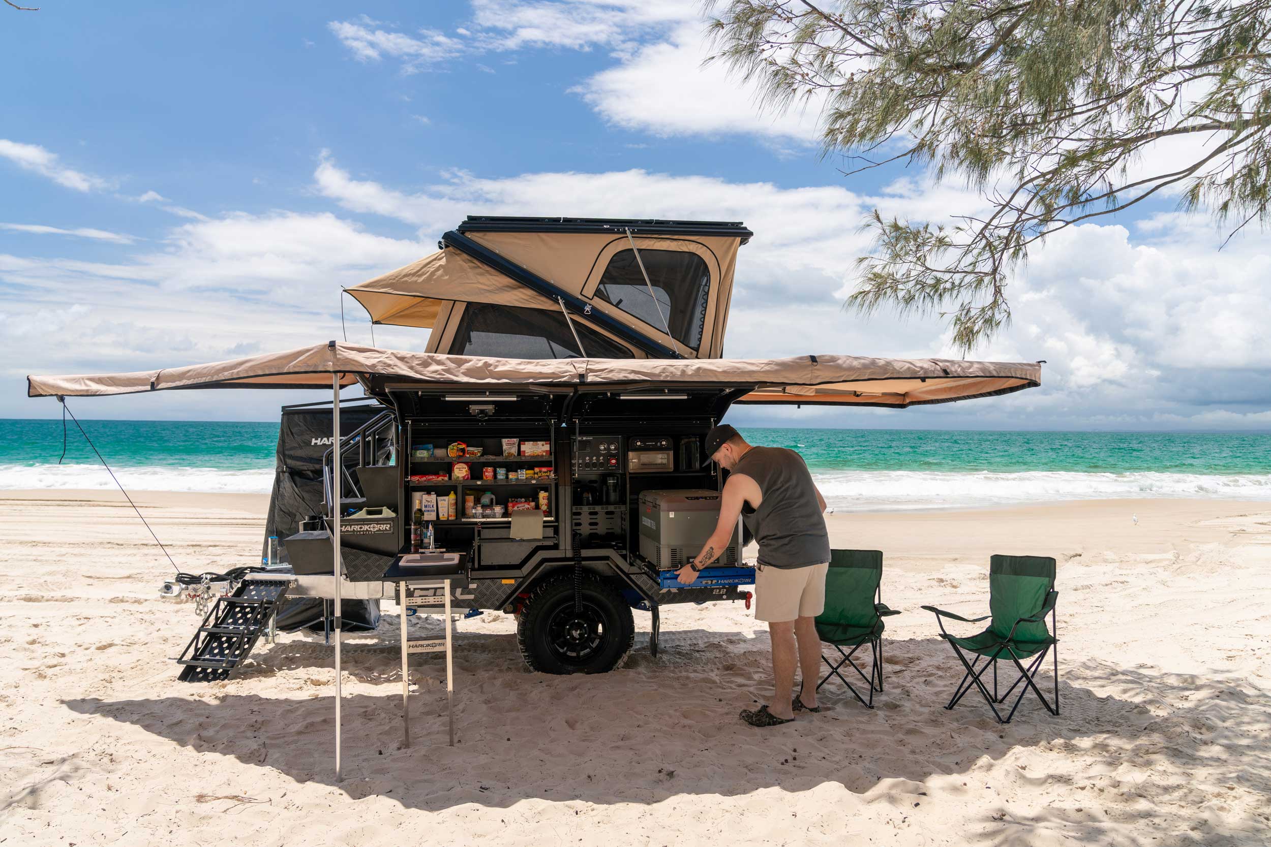 Setup or pack down in under 5 minutes