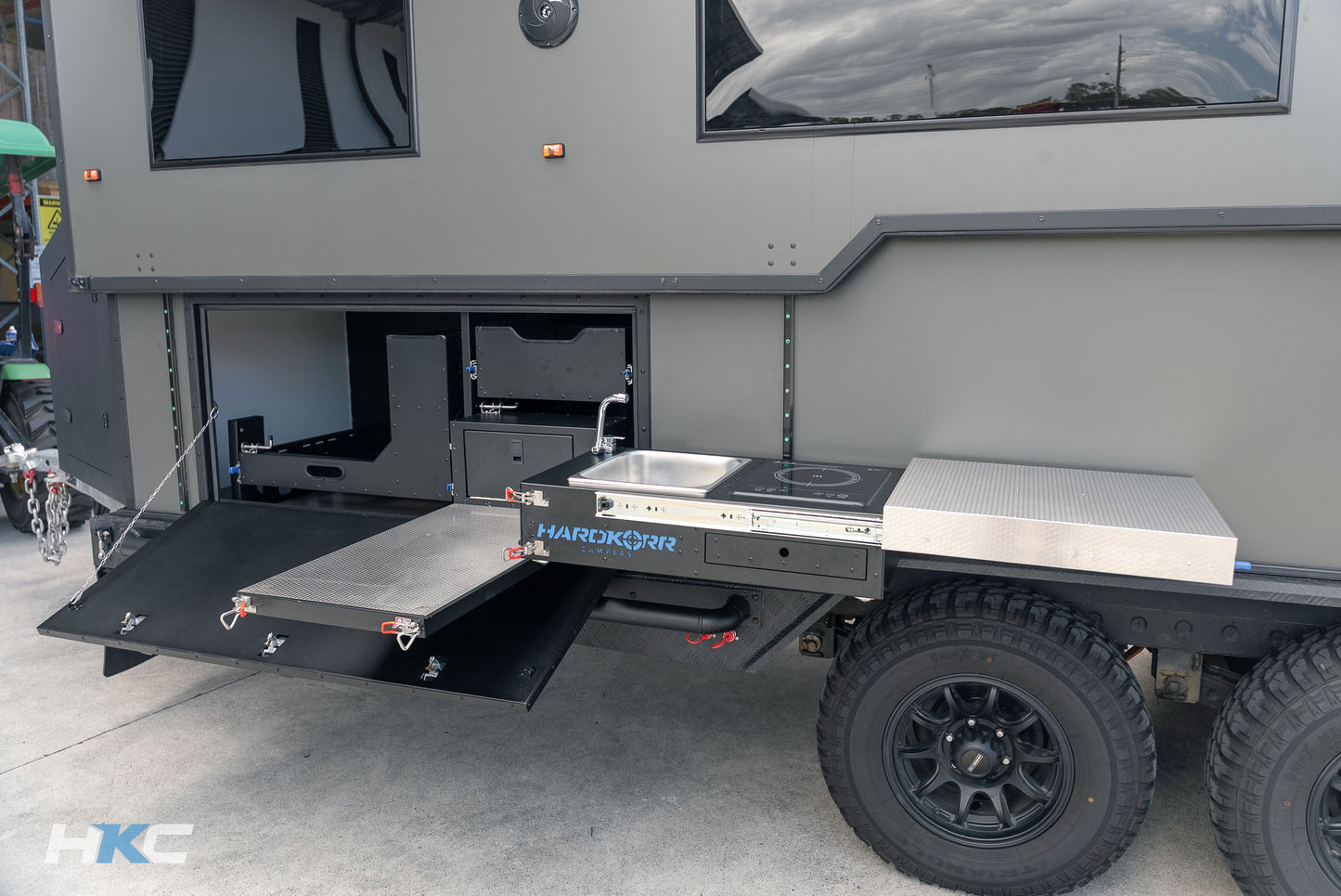 2025 Outback Xplorer 700