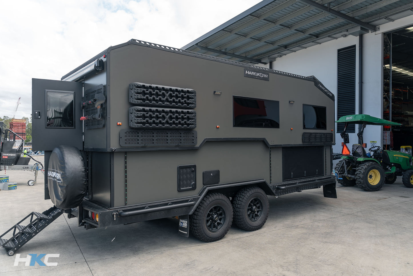 2025 Outback Xplorer 700